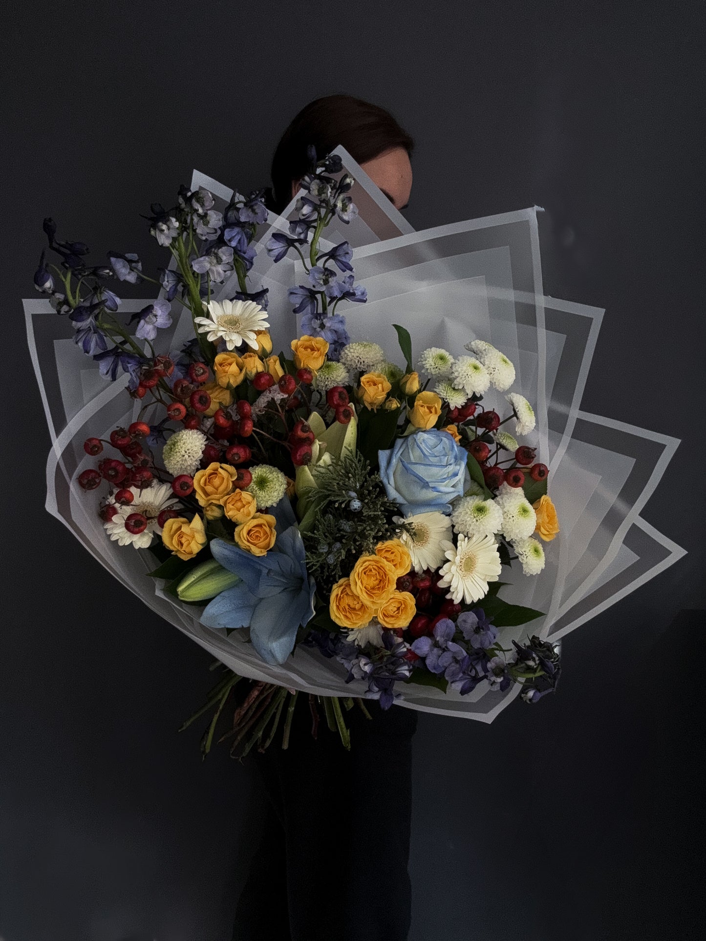 0.THE FOOL - blue lilies, blue roses, yellow spray roses