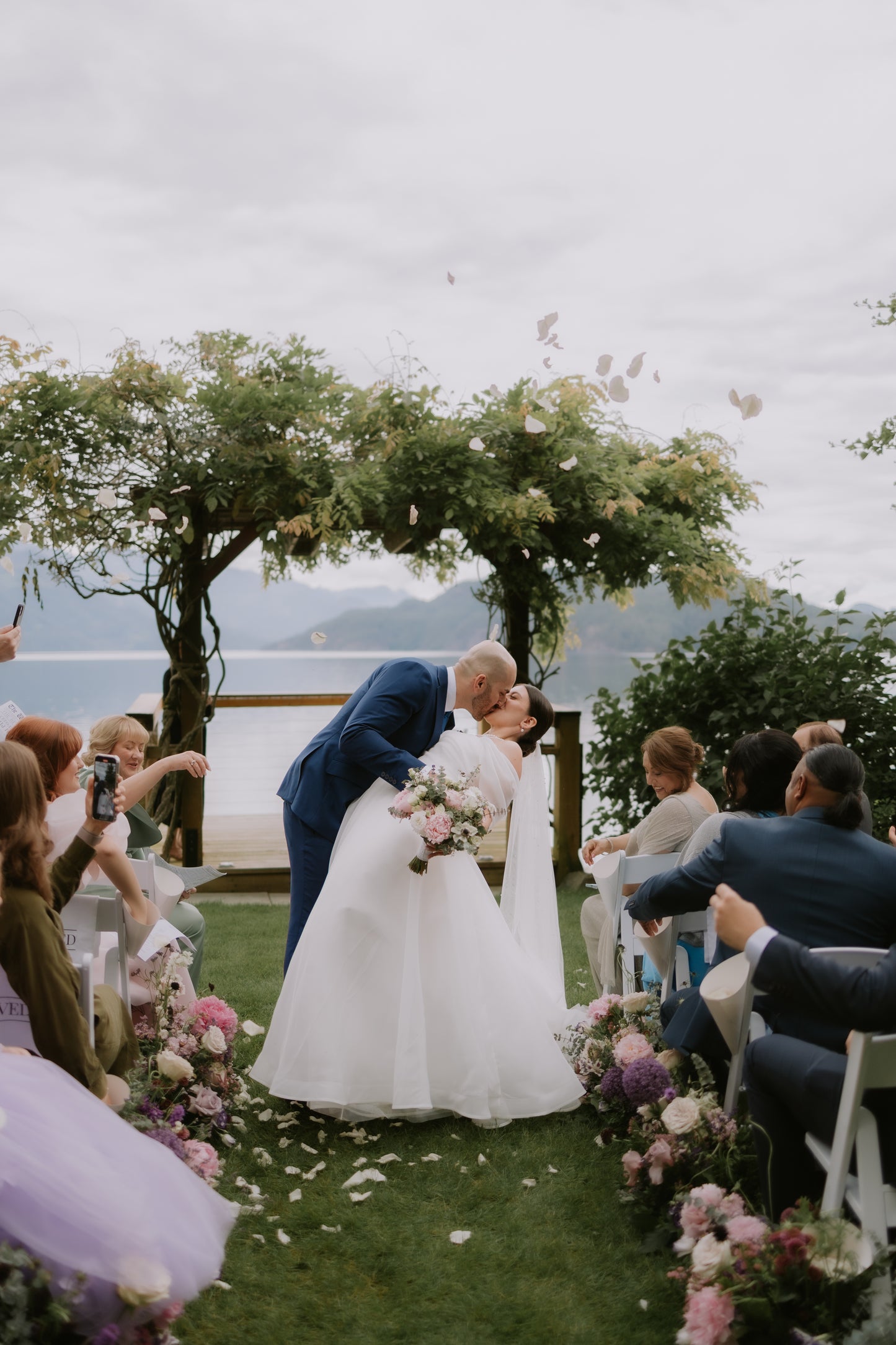 Aisle arrangement