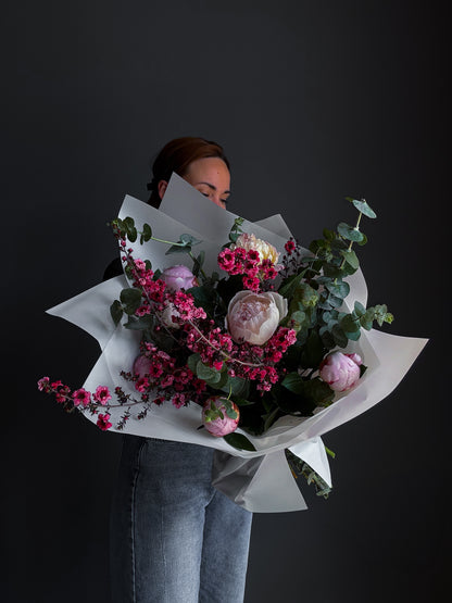 Peonies Sarah Bernardt