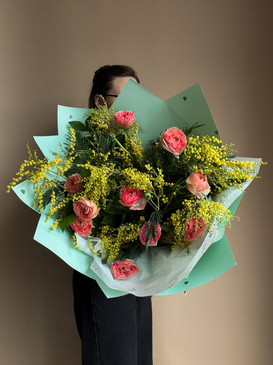 #11 Spring Glow Bouquet – Mimosa & Ranunculus
