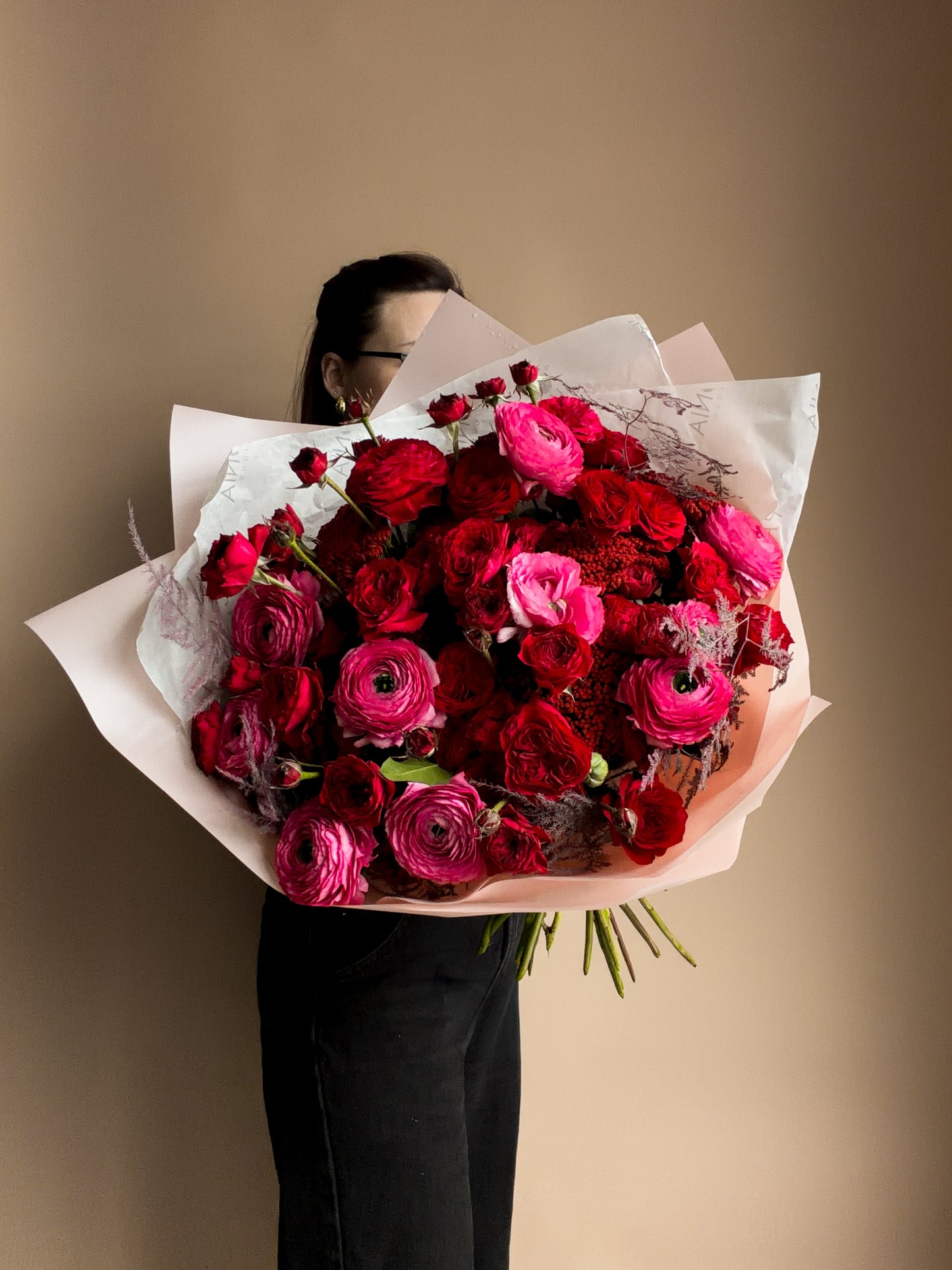 #8 Velvet Rouge Bouquet