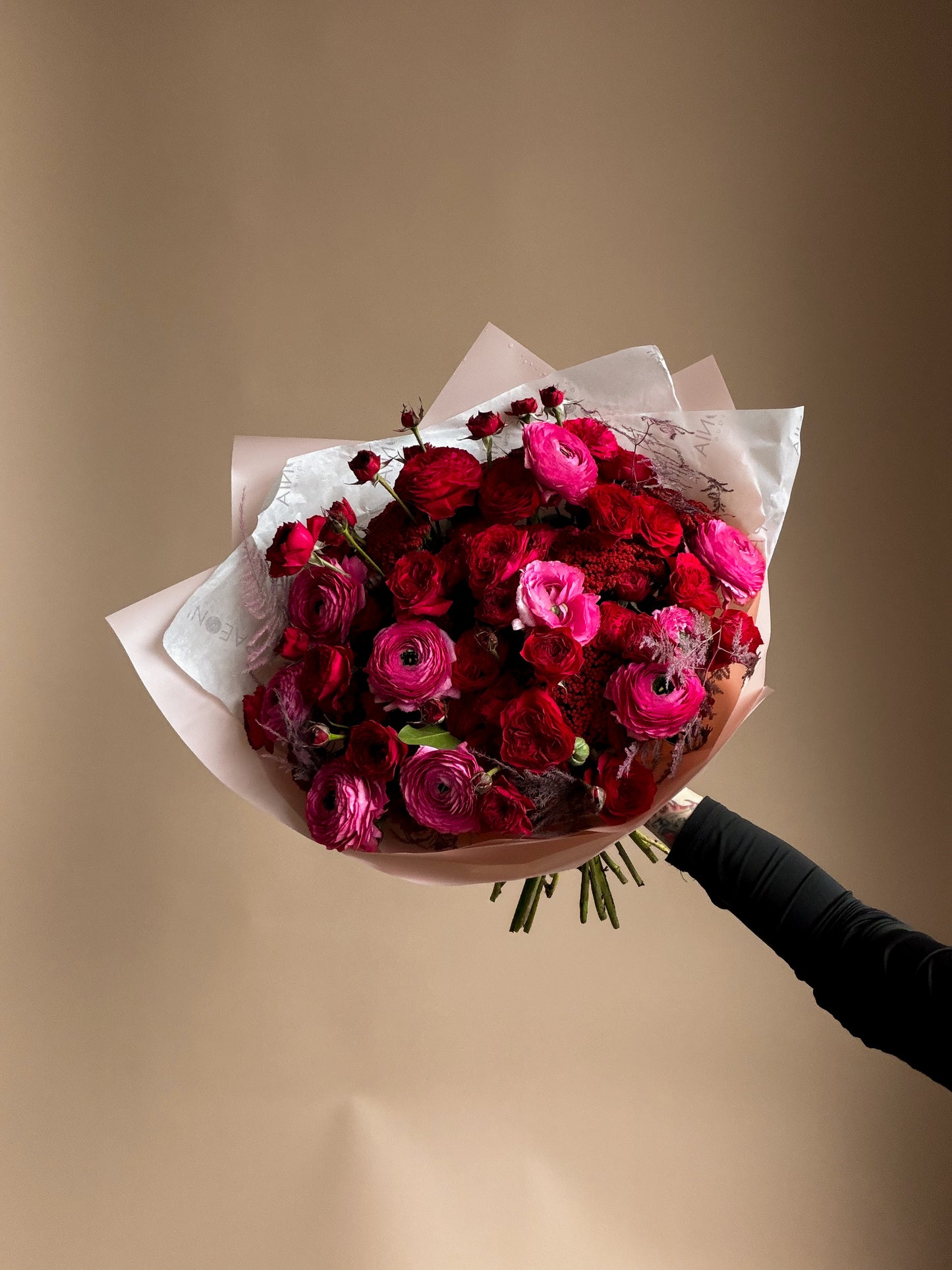 #8 Velvet Rouge Bouquet