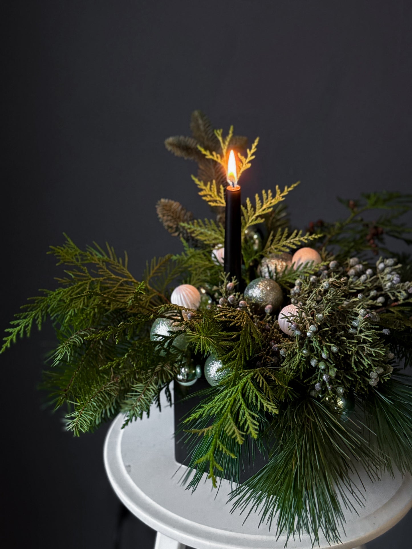 #4 Mini Holiday Box with Candle – Frosted Edition